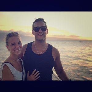 Meet your Poshers, Julie & Jim!